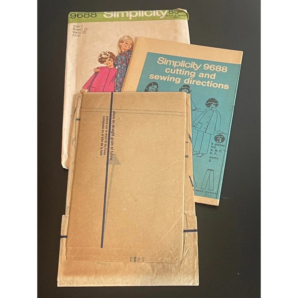 00617‎ - 1971 Simplicity 9688 Children Nightgown Pajama Robe Sewing Pattern Sz 6